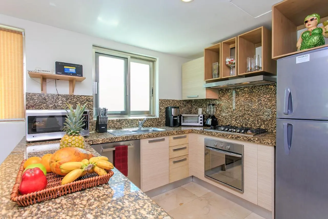 Apartment 3-Level Condo With A Private Balcony & Rooftop Lounge Playa del Carmen