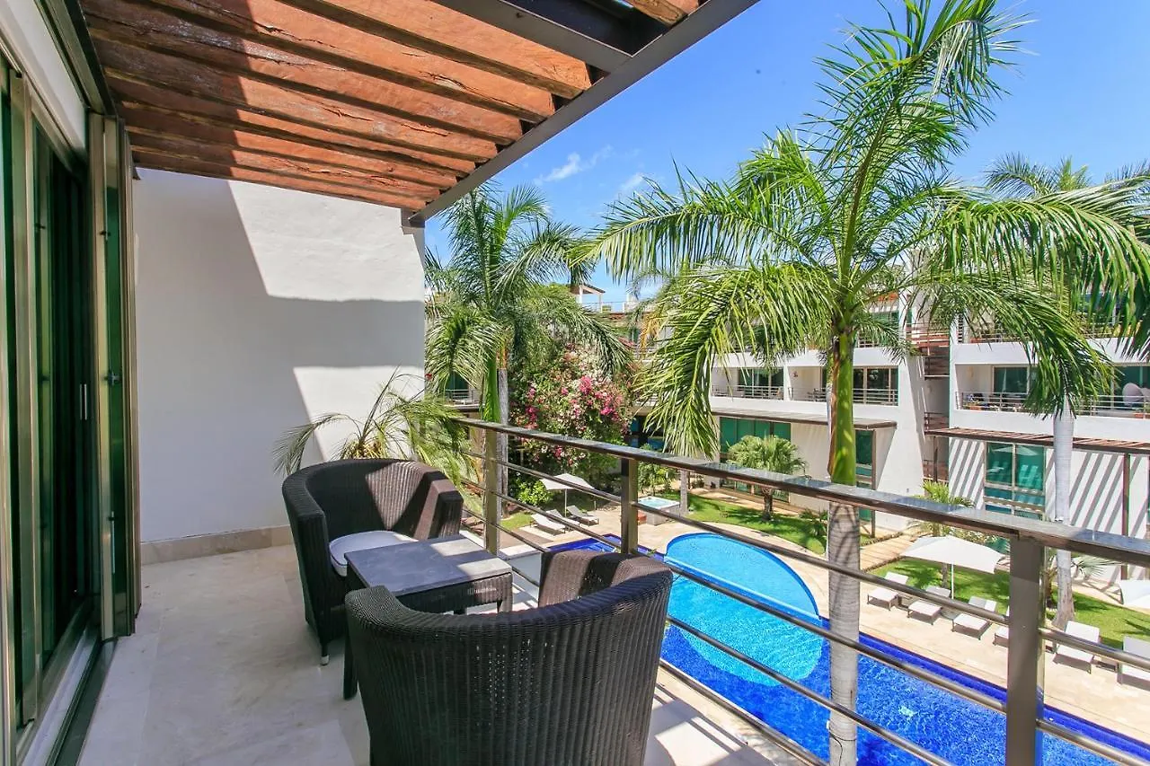 3-Level Condo With A Private Balcony & Rooftop Lounge Playa del Carmen 0*,