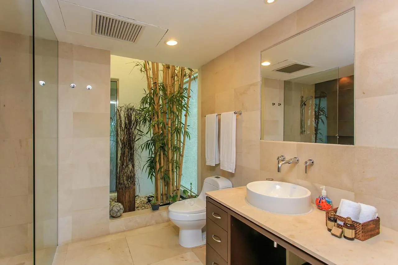 3-Level Condo With A Private Balcony & Rooftop Lounge Playa del Carmen Mexico