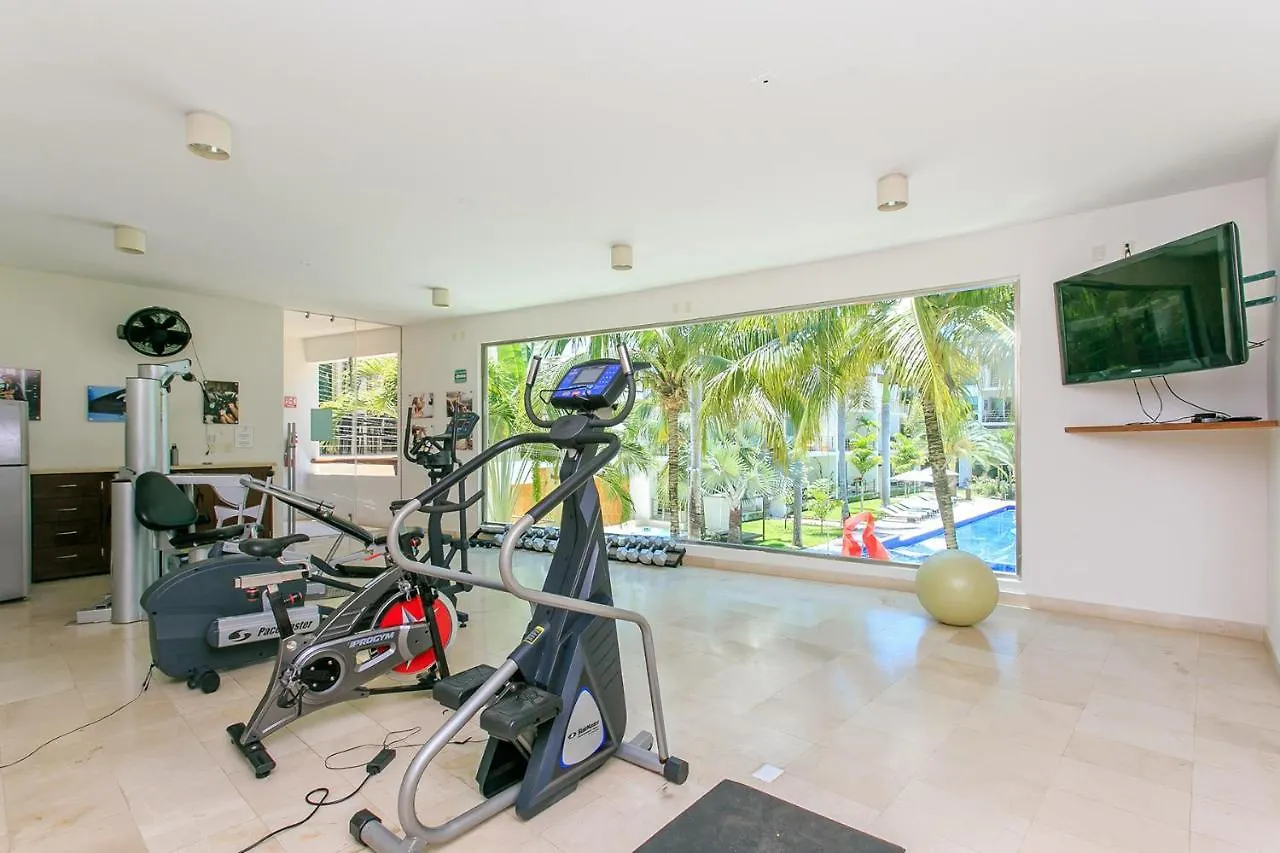 Apartment 3-Level Condo With A Private Balcony & Rooftop Lounge Playa del Carmen Mexico